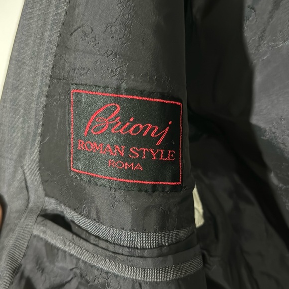Brioni Double Breasted Blazer 44R excellent Condition - Picture 2 of 5